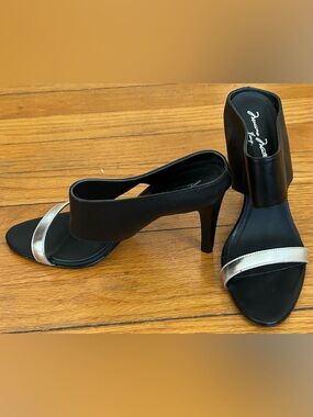 Massimo Matteo Italian Leather Black Silver Open-Toe Spike Heels sz 9 Italy